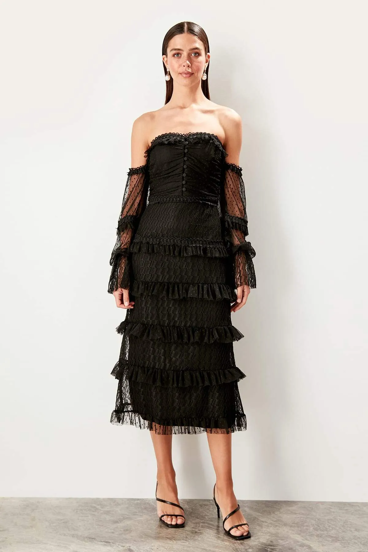 10866 Black Off-Shoulder Tiered Lace Tulle Dress
