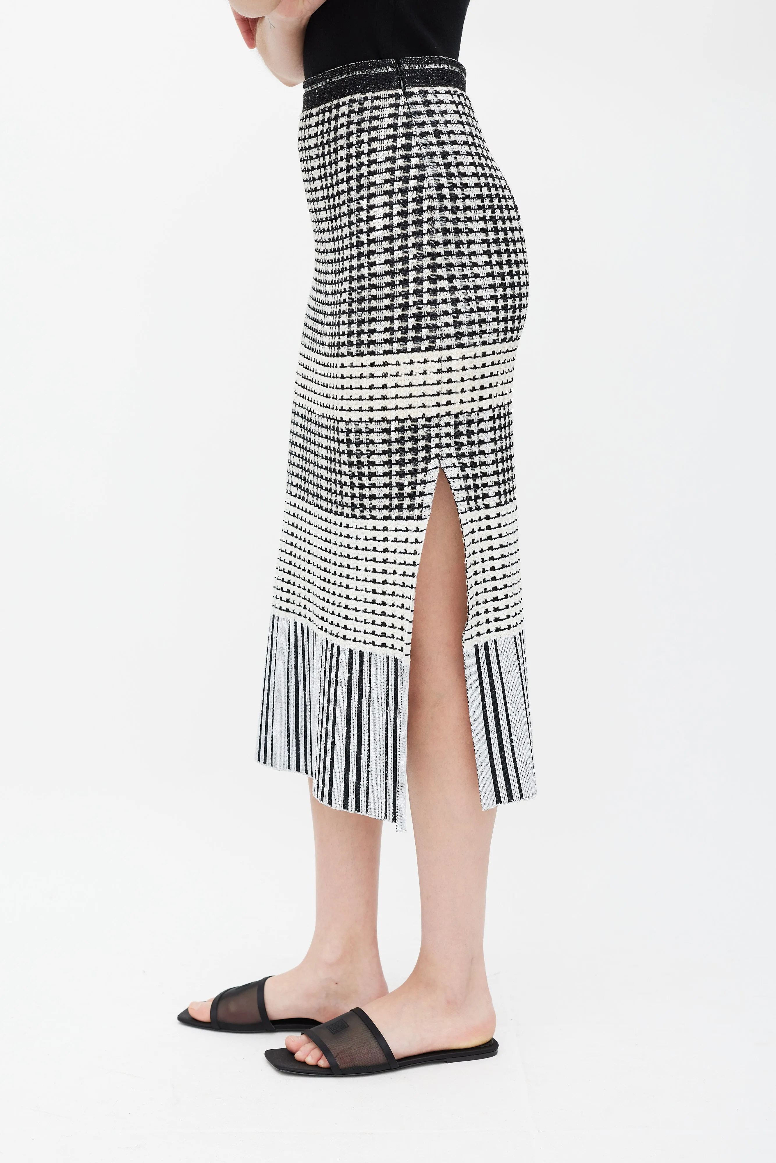 Black & White Knit Skirt