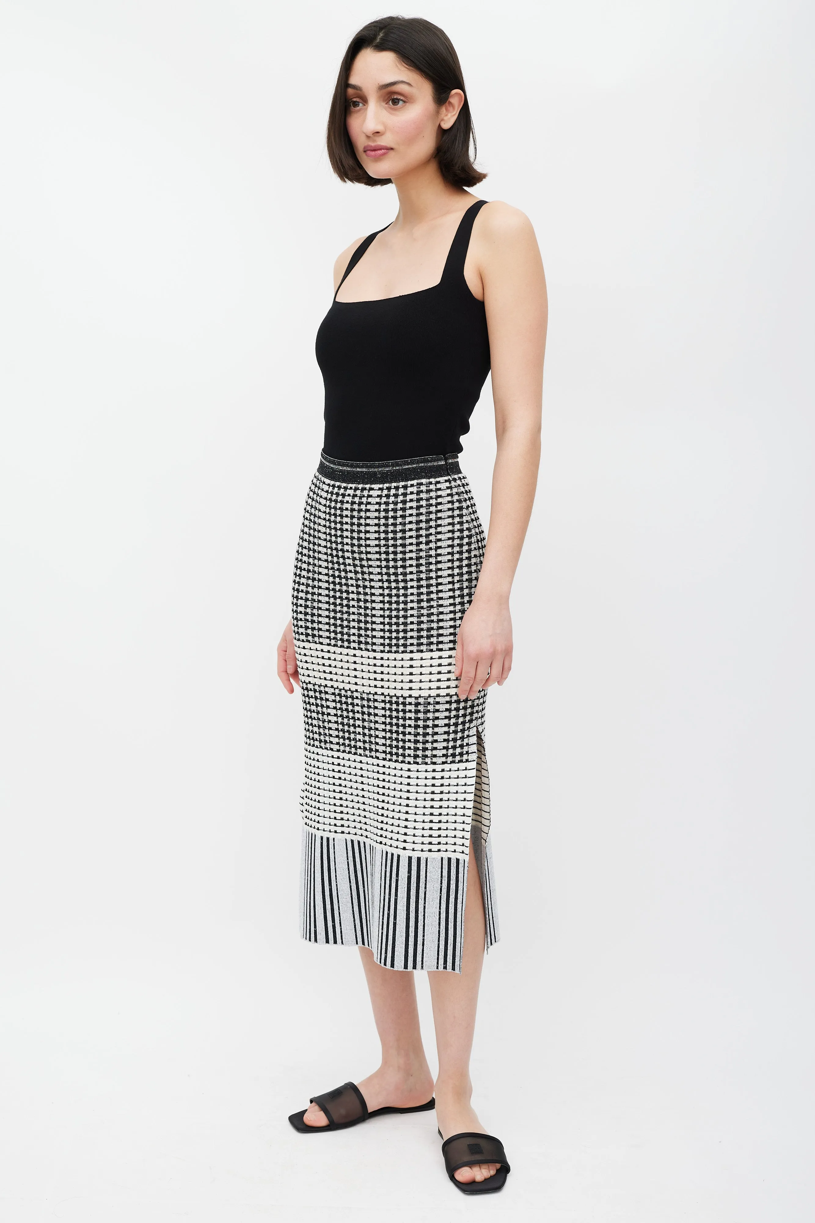 Black & White Knit Skirt