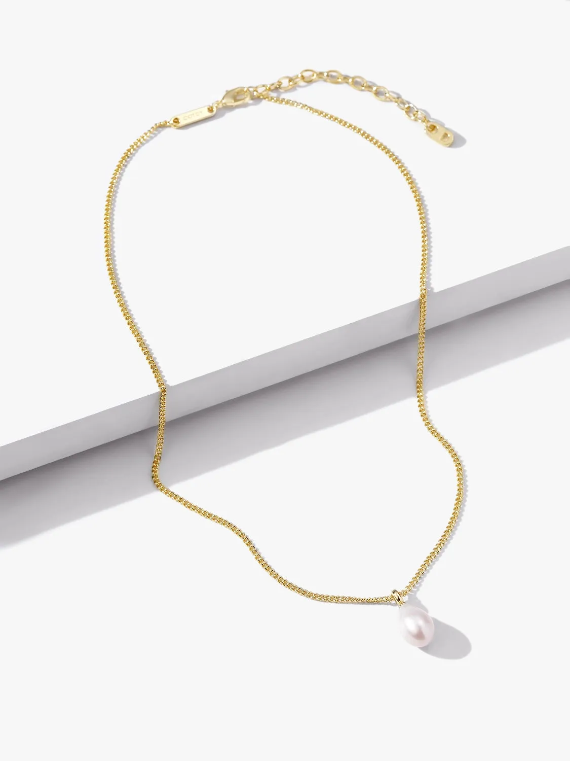 Daily Pearl Necklace