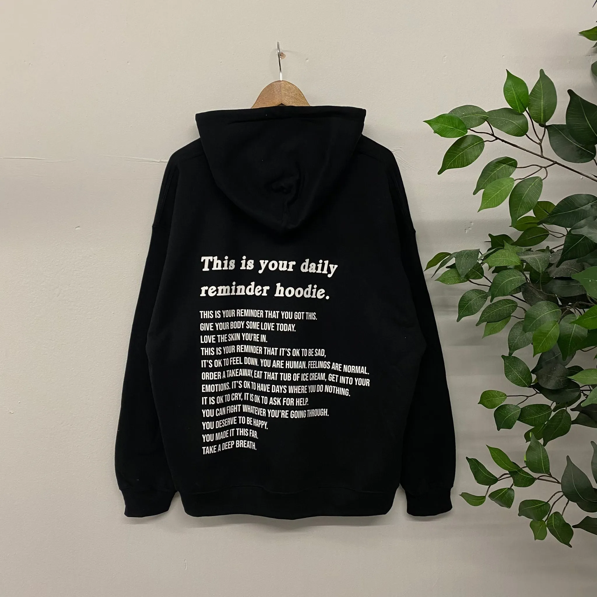 Daily Reminder Hoodie Black