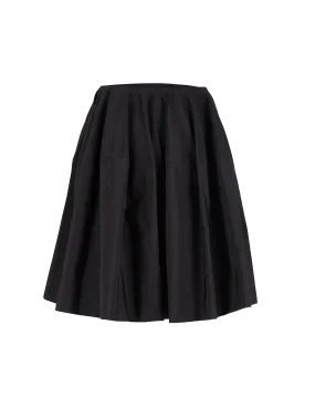 high-waisted full skirt
