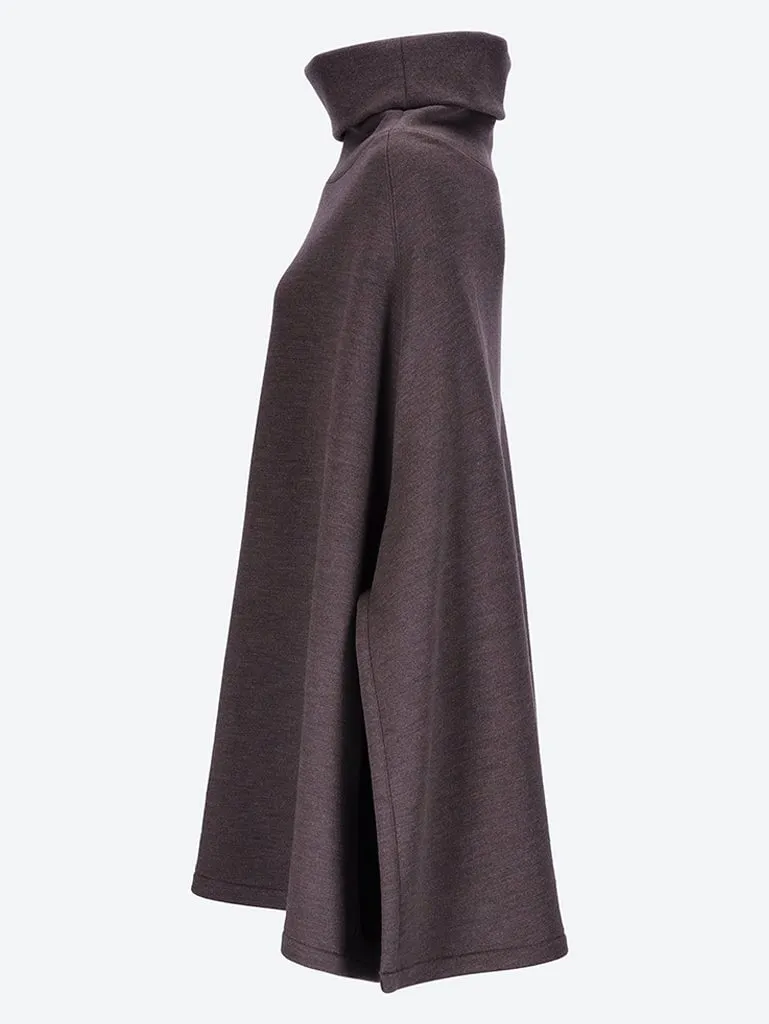 Mid length skirt