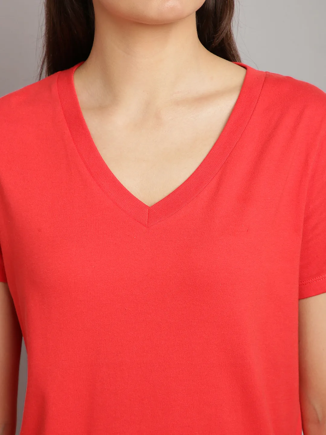 Women Solid Red Cotton V-Neck T-shirt